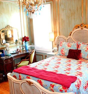 Chic Home Decor on Chic Home Decorating Home Decorating Trends  2012 Shabby Chic Home